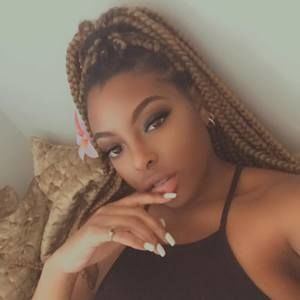 Meet your Posher, Elana